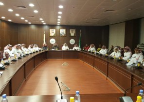 بناءً على توجيهات الحميدي .. ورشة عمل ببلدية رجال ألمع لمناقشة خطة تحسين المشهد الحضاري