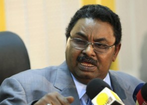 السودان: استقالة مدير جهاز الأمن والمخابرات “صلاح قوش” من منصبه