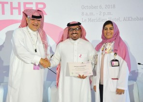 إصابة 22 سيدة بسرطان الثدي مابين 100 ألف سيدة بالمملكة تثقيف الكوادر الطبية والتمريضية بمؤتمر مستجدات سرطان الثدي