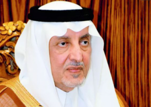 بعد أن منح حذاءه لمُسنة.. أمير مكة: أهنئ رجل الأمن وأسرته ومجتمعه