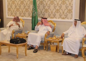 الأمير عبدالعزيز بن جلوي يستقبل رئيس هوية الأحساء