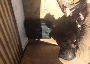 توضيح من “شرطة مكة” بشأن الاشتباه بوجود قنبلتين داخل حقيبتين في محل بجدة