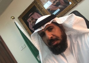 ملكة تضئ منزل “النافع”