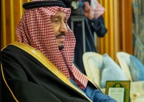 الأمراء والوزراء والمسؤولون المعينون بأوامر ملكية مؤخراً يؤدون القسم أمام خادم الحرمين