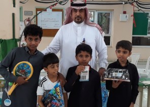 الحازمي ينثر إبداعاته في مدرسة الطاهرية الابتدائية