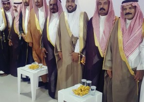 الشيخ عبدالله القنور يستقبل عدد من الشيوخ والوجهاء