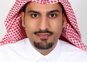 المهندس ابراهيم الخنيزان الرئيس التنفيذي بالنيابة للشركة الكهرباء يعلن تدشين محطة الزلفي للكهرباء