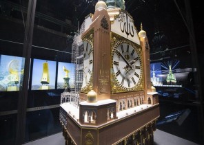 شاهد “متحف برج الساعة” من الداخل‎ بعد افتتاحه أمام الزوار