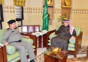 معالي وكيل إمارة الرياض يستقبل مدير مكافحة المخدرات بالمنطقة