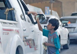 “التعليم” توجه المدارس بضرورة تنفيذ برامج توعوية للطلبة عن خطورة ظاهرة التسول