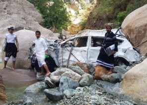 جهود جبارة بذلها متطوعون الريث للبحث عن مفقودي وادي لجب