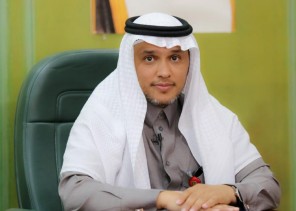 مدير عام فرع هيئة الهلال الأحمر بمنطقة الجوف يهنئ الشمري على الترقية
