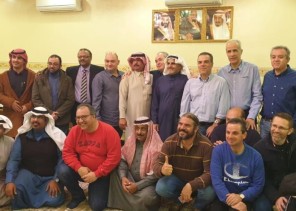 بالفيديو.. مواطن بحائل يقيم وليمة للكادر الطبي بمستشفى مجاور لمنزله