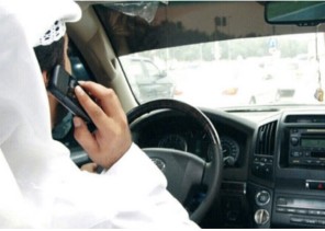 بدء الرصد الآلي لمخالفات استخدام الجوال وعدم ربط الحزام على الطرق الخارجية.. هذه قيمة المخالفة