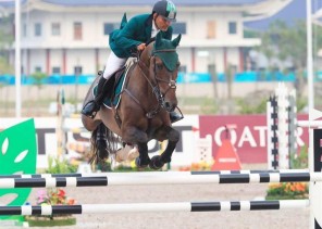 بالصور.. الفارس السعودي رمزي الدهامي يحصد برونزية قفز الحواجز بدورة الألعاب الآسيوية