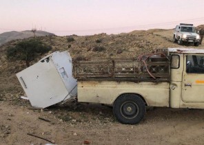 وافد يسرق جهاز “صراف آلي” في عسير .. والجهات الأمنية تلقي القبض عليه