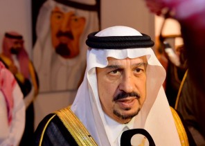أمير منطقة الرياض يطلق معرض الفن التشكيلي للأميرة هيفاء بنت عبد الله