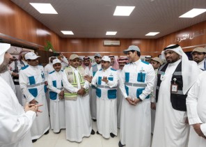 معالي العامودي يقف على استعدادات النقل الترددي