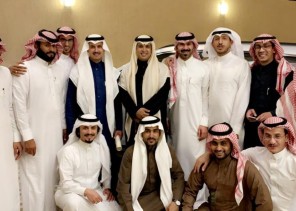 منسوبي إدارة القطاع الصحي بخميس مشيط يقيمون حفل تكريم للقحطاني