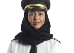 أول مساعدة طيار سعودية تروي المصاعب التي واجهتها وتوجه رسالة لشركات الطيران