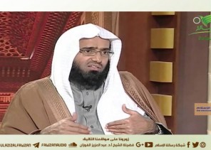 ما حكم تصوير شخص دون علمه؟.. «الفوزان» يجيب