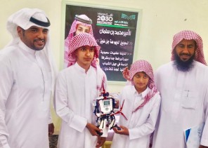 طلاب “مرغان حائل”يتدربون على تركيب وبرمجة الروبوت EV3