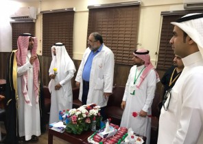 بالصور.. مستشفى صامطة يُقيم حفل معايدة لمنسوبيه