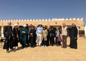تهافت السواح على مراكز الإبداع الحرفي بالقصيم