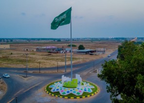 إفتتاح ميدان رؤية 2030 بقوز الجعافرة بجازان.. صورة ملهمة للمارة