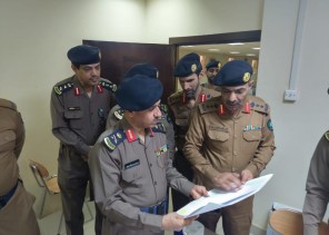 مدير الدفاع المدني القصيم يتفقد الجنة الفرعية للقبول والتسجيل