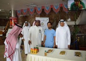 التأهيل الشامل للذكور بالدمام يعايد منسوبيه في أول أيام العمل بعد عيد الفطر المبارك