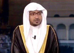 فيديو.. ما علاقة لحم الإبل بنقض الوضوء؟ المغامسي يجيب