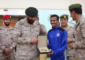 منتخب القوات الجوية يتوج بكأس اختراق الضاحية في دورة الألعاب الرياضية