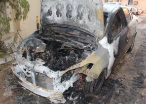 شخص يحرق 14 سيارة في بريدة.. والشرطة تطيح به (صور)