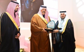 أمير منطقة حائل يتوج “أجا فارما” بجائزة التميز في التوطين