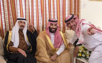 هذه قصة “الصورة الباسمة” لولي العهد مع مواطن بحائل