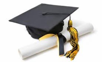 أميرة الخليوي ” تحصل على البكالوريس بامتياز مع مرتبة الشرف