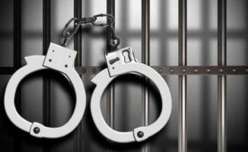 الإطاحة بوافد أمتهن كتابة  آيات من القرآن على حذائه بأحد مساجد أبوعريش