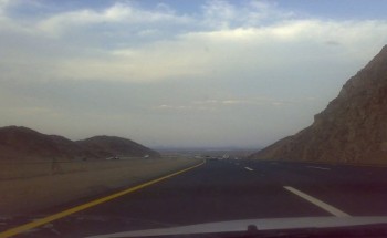 تنبيه لمستخدمي طريق الهجرة السريع بين مكة والمدينة