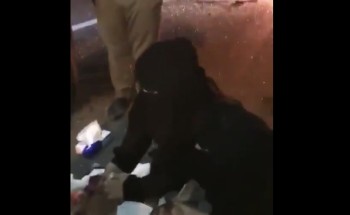 “بالفيديو”ممرضتان سعوديتان تنقذان بالصدفة مصابا في حادث مروري بحائل!