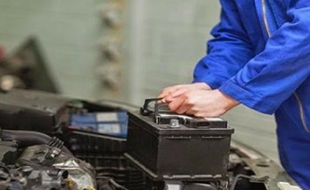 إعادة شحن بطارية السيارة المعطلة في 8 خطوات