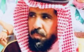 النافع يتغزل ويهدي حروفه الشعريه للوطن