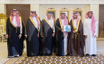 أمير منطقة القصيم يستقبل أمين مؤسسة رعاية الأيتام “إخاء”