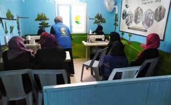 مركز الملك سلمان للاغاثة في مخيم الزعتري يواصل تقديم الورش التدريبية في اعمال الخياطة والتطريز