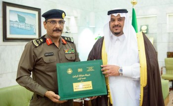 سمو نائب أمير منطقة الرياض يتسلم التقرير السنوي لشرطة المنطقة