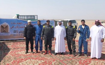 محافظ العلا يتفقد مقر المحطة النهائية للمرحلة الأولى لرالي العلا نيوم