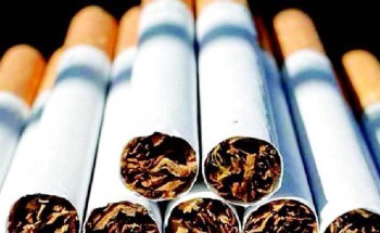 مراسل “الإخبارية” يذهب لمعمل ويُحلل مكونات الدخان الجديد.. وهذا ما وجده (فيديو)