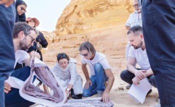 إنطلاق المعرض الأول لدزرت إكس الفني بالعلا