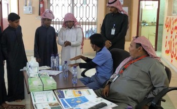 مركز صحي روض بن هادي يواصل جولاته للتوعية من فيروس كورونا في الحائط