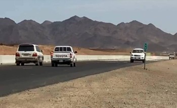 سالكي طريق “المدينة – حائل” يبثون شكاوى بسبب التعثر لوسائل السلامة واللوحات الإرشادية